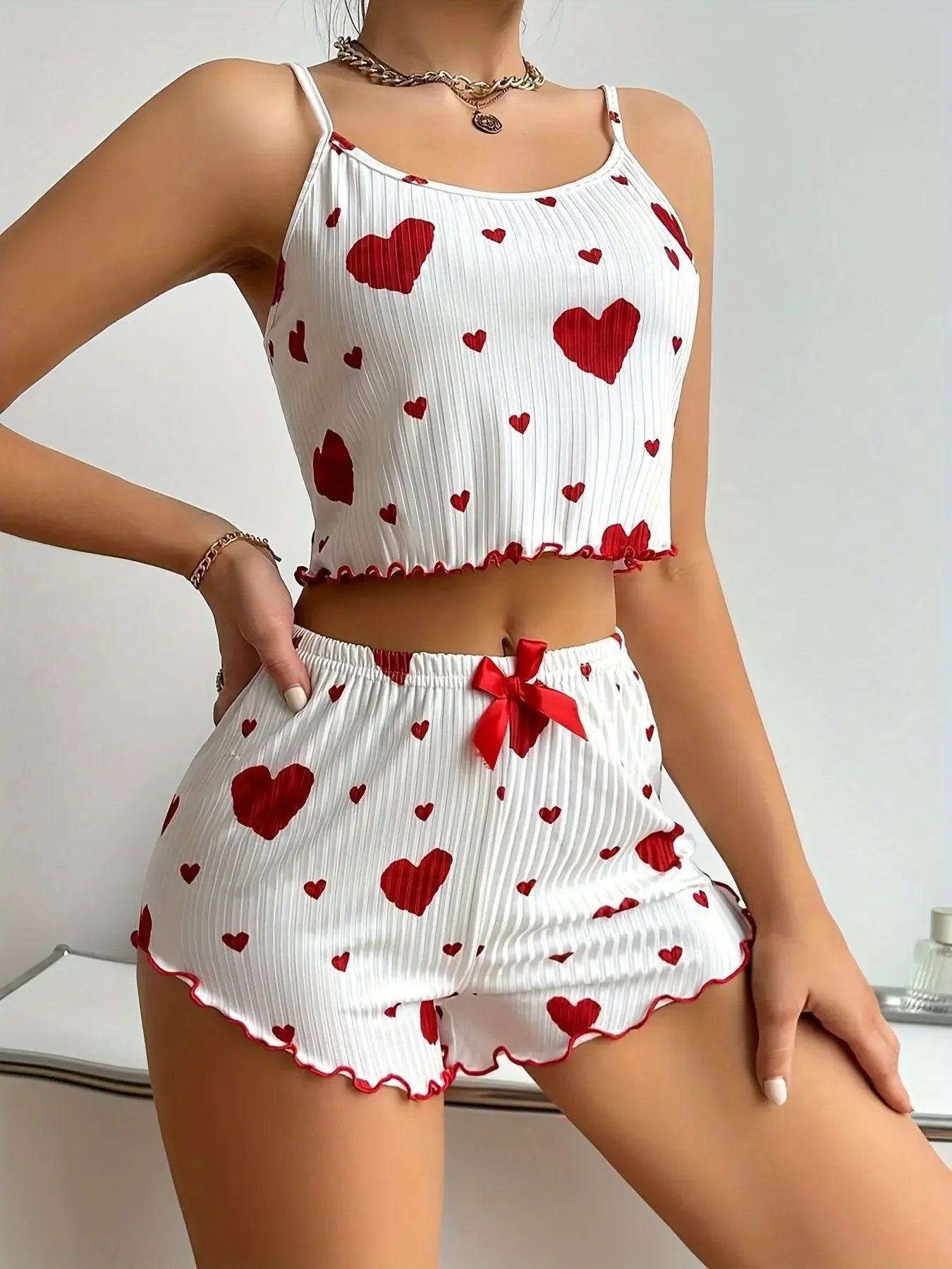 Black Heart Print Pajama Set for Women Undewear Sleepwear Casual Round Neck Backless Crop Top and Shorts Set Loungewear