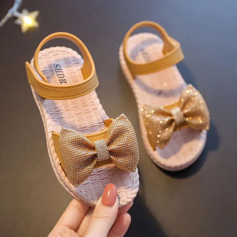Girls Sandals Summer New Arrival Korean Style Big Kids Casual Flat Soft Sole Princess Shoes Versatile Little Girls Beach Sandals