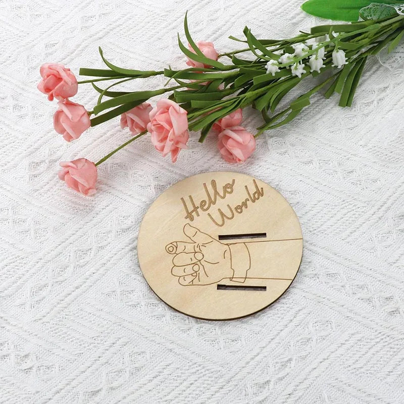 Wooden baby birth hospital bracelet commemorative plaque, circular carved newborn collection plaque