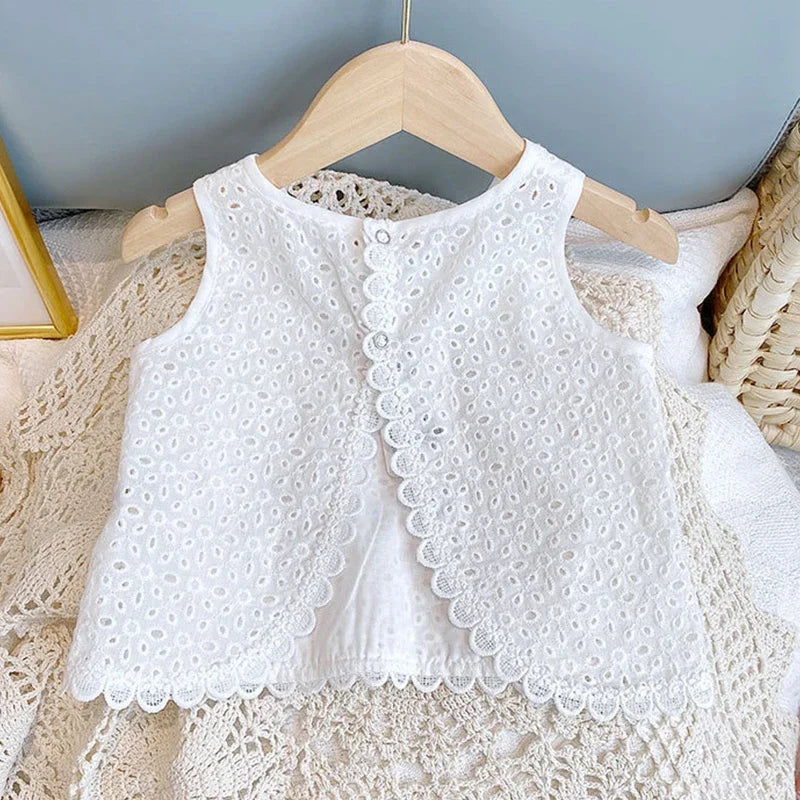 Girls 2022 Summer Clothing Sets Hollow Lace Suit Baby Casual Sleeveless T-shirt+Shorts Kids Clothing Sets Baby Clothes Outfits