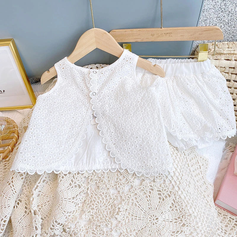 Girls 2022 Summer Clothing Sets Hollow Lace Suit Baby Casual Sleeveless T-shirt+Shorts Kids Clothing Sets Baby Clothes Outfits