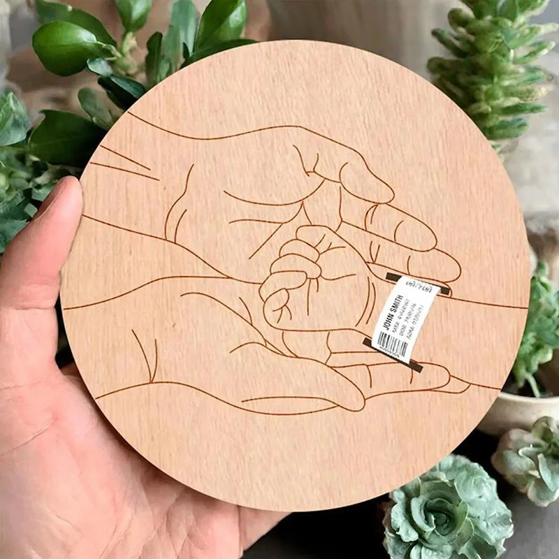 Wooden baby birth hospital bracelet commemorative plaque, circular carved newborn collection plaque
