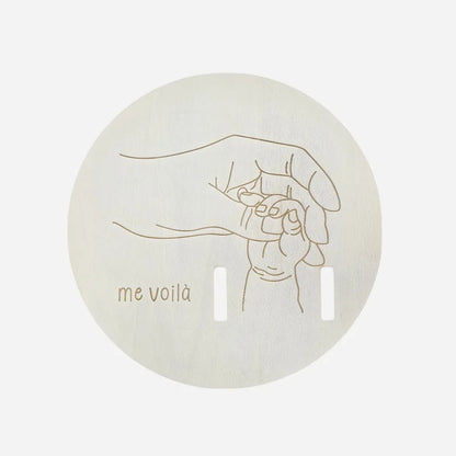 Wooden baby birth hospital bracelet commemorative plaque, circular carved newborn collection plaque